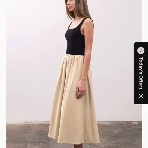 Moon River Dresses & Skirts - Moon River Black and Tan Midi Dress